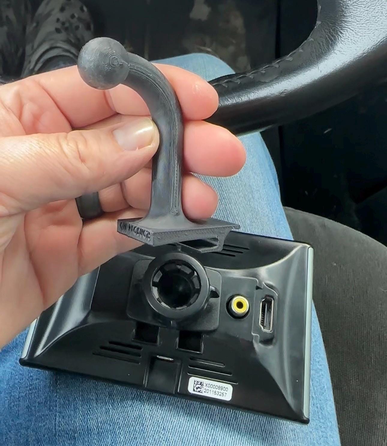 1999–2007 Chevy Silverado/GMC Sierra Edge CTS2 / CTS3 / SCT X4 Dash Mount